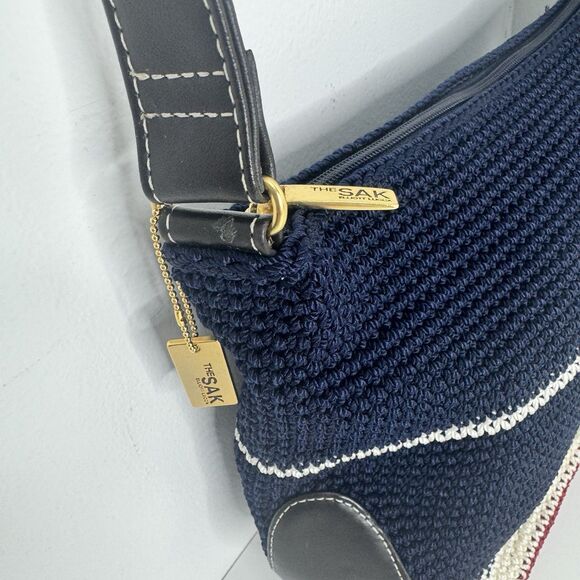 The Sak Women's Crochet Crossbody Bag Red White Blue Striped patriotic Charm - Picture 3 of 9